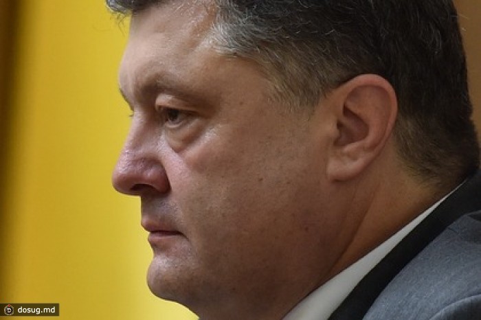 Порошенко посетил Славянск и ввел ответственность за финансирование сепаратизма