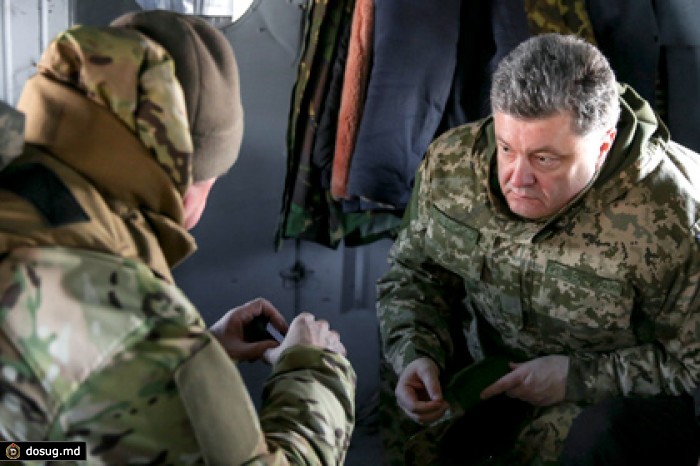 Порошенко утвердил решение СНБО о возможности ввода миротворцев