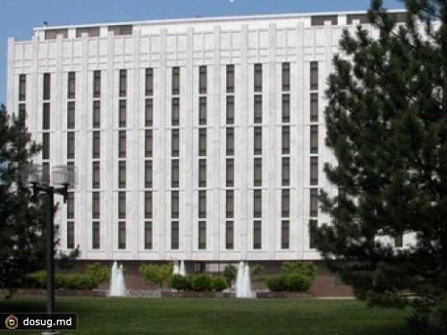 Посольство РФ в Вашингтоне отвергло обвинения противников закона об усыновлении