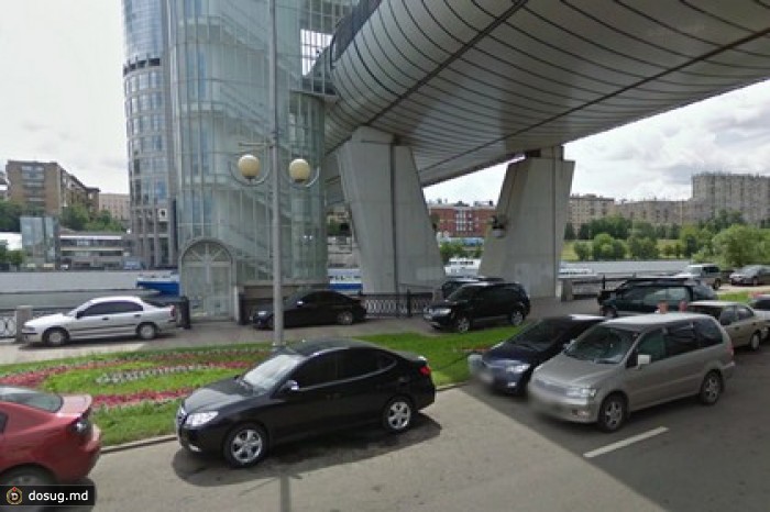Пожар на теплоходе в центре Москвы потушен