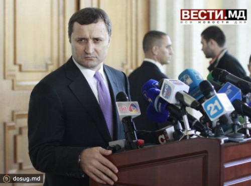 
 Премьер ждет добровольной отставки прокурора

