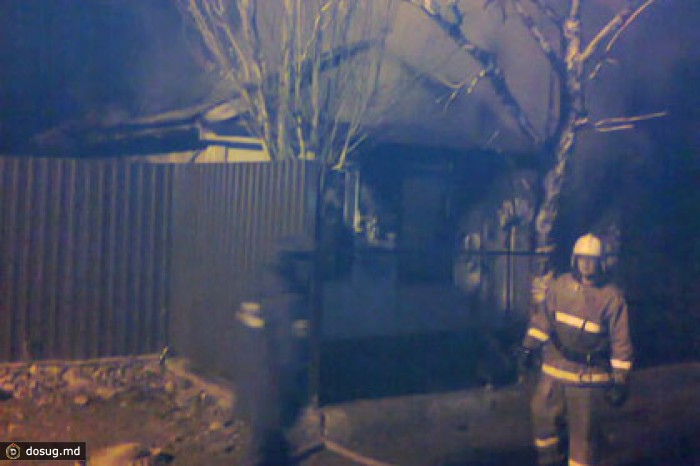 При пожаре в Астрахани погибли трое детей