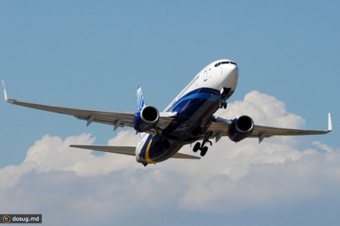 Причиной аварийной посадки Boeing 737 в Красноярске стала открытая дверь