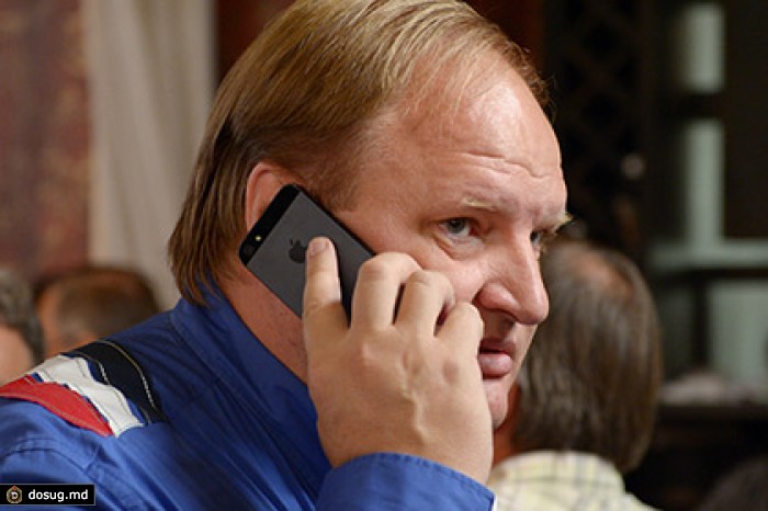 Промоутер рассказал о помешавших Владимиру Кличко перчатках
