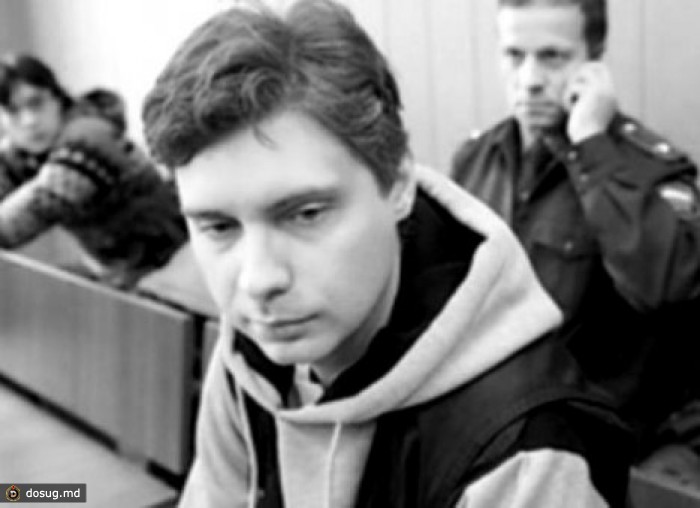 Путин посмертно наградил орденом Мужества погибшего на Украине журналиста Андрея Стенина