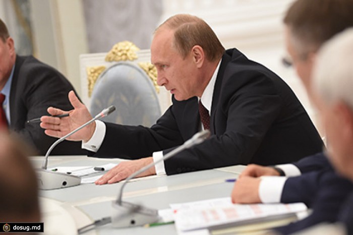 Путин посоветовал вузам прекратить гонку за абитуриентами