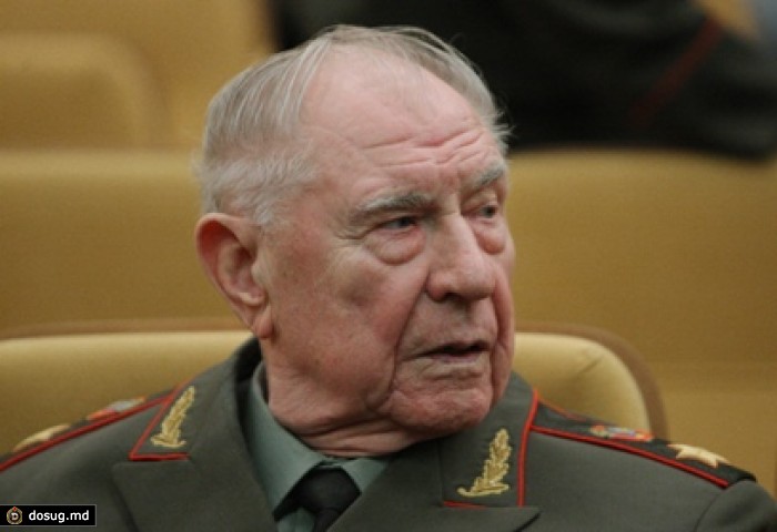 Путин поздравил маршала Язова с 90-летием