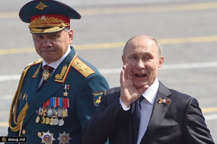 Путин призвал начать серийный выпуск показанных на параде вооружений