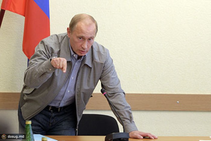 Путин раскритиковал правительство за медленное решение проблем моногородов