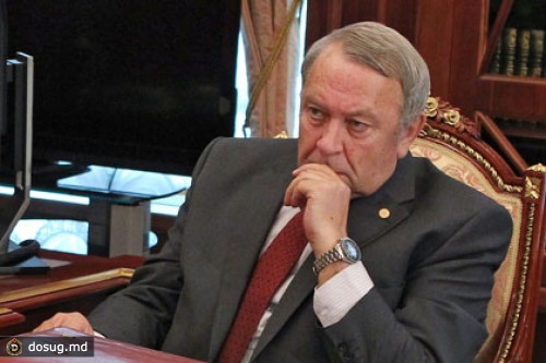 Путин утвердил Фортова президентом РАН