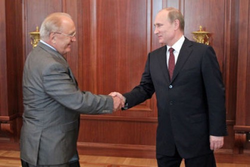 Путин возглавит попечительский совет МГУ
