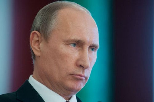 Путин запретил гомосексуалам усыновлять сирот