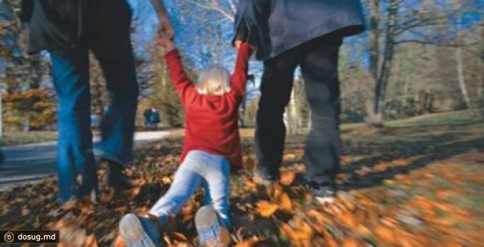 Ребенка похитили и увезли в багажнике машины