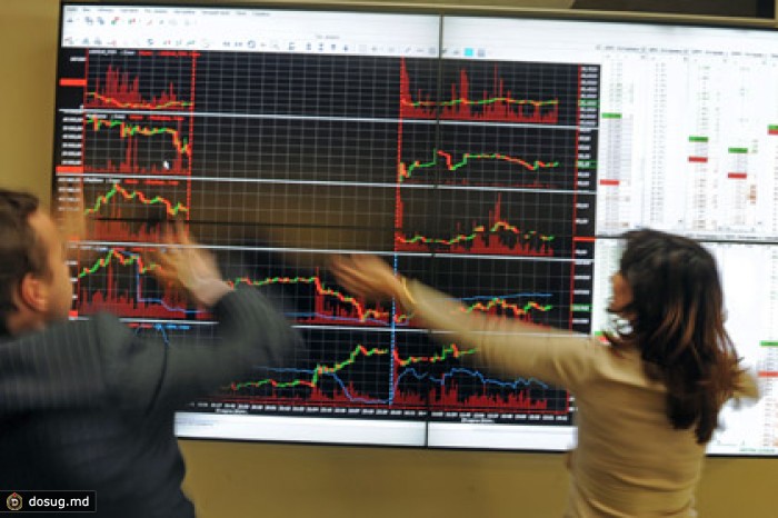 Российские фондовые индексы снизились пятый день подряд