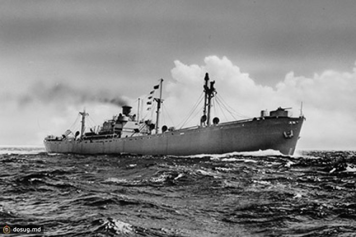 Российские военные обследуют погибший в 1945 году американский транспортник
