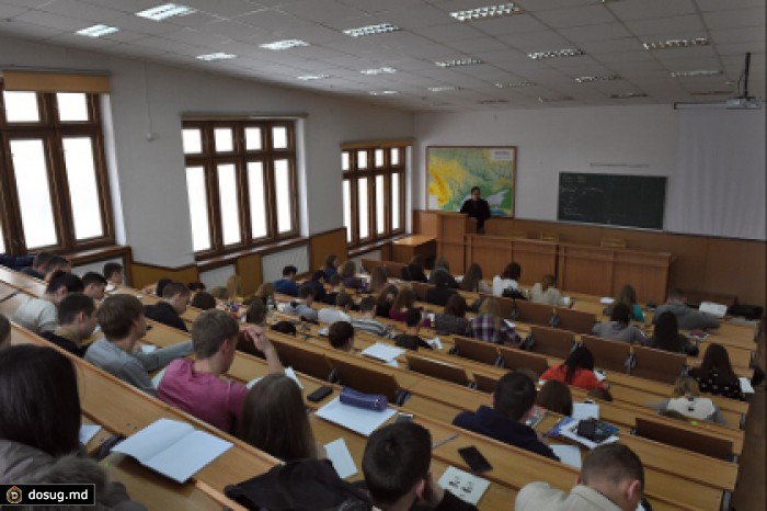 Российские вузы начнут выплачивать стипендии по единому графику