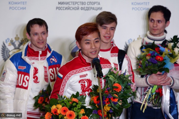 Российским призерам Олимпийских игр вручили внедорожники