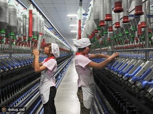 Рост китайской экономики замедлился до минимума за 13 лет