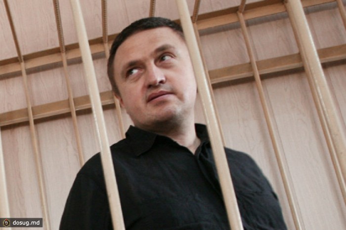 С «пришельца с Сириуса» взыскали полмиллиона рублей