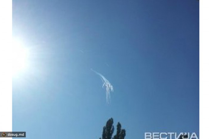 СМИ сообщили о сбитом военном самолете над Харцызском