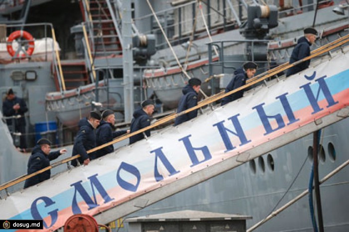 СМИ узнали о сроках возвращения экипажей «Мистралей» в Россию