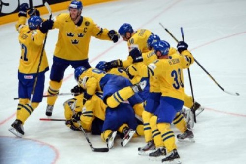 Сборная Швеции вышла в полуфинал ЧМ-2013 по хоккею