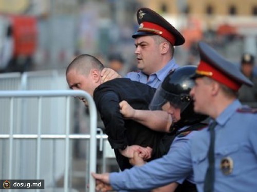 Сергея Удальцова увезли из ОВД в больницу