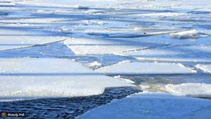 Синоптики объявили желтый код опасности в связи с таянием льда на водоемах