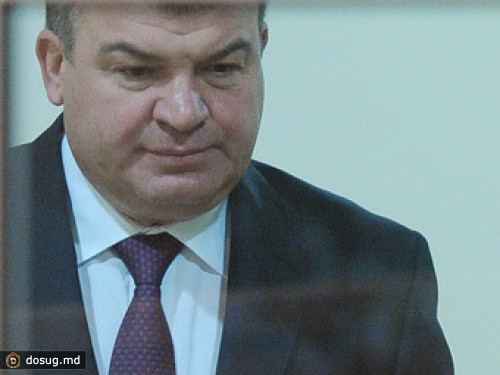 Следователи заподозрили Васильеву в обмане Сердюкова