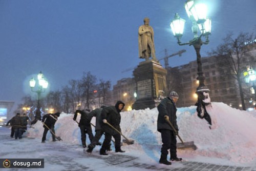Собянин велел очистить Москву от снега за сутки
