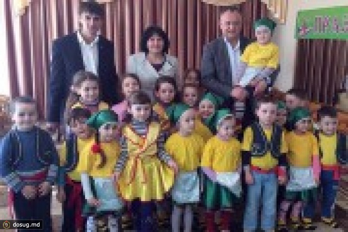 Социалисты бесплатно учат государственному языку