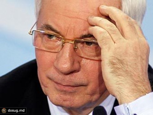 Список Партии регионов на выборах в Раду возглавил Николай Азаров