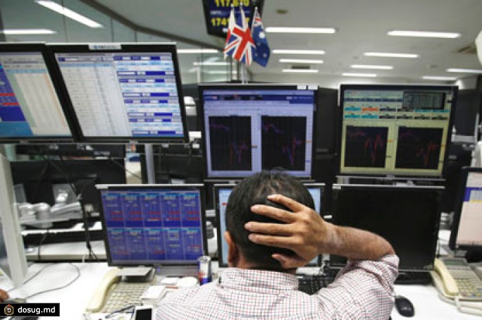 Стоимость нефти Brent опустилась ниже 55 долларов