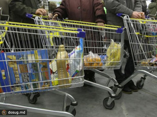 Стоимость продуктовой корзины в России превысила 2,5 тысячи рублей
