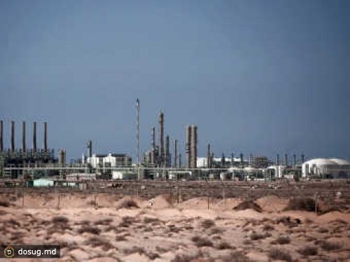 Сторонники федерации остановили работу двух нефтяных терминалов в Ливии