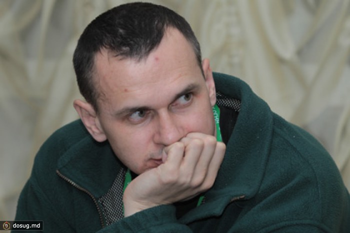 Суд оставил украинского режиссера Сенцова под арестом