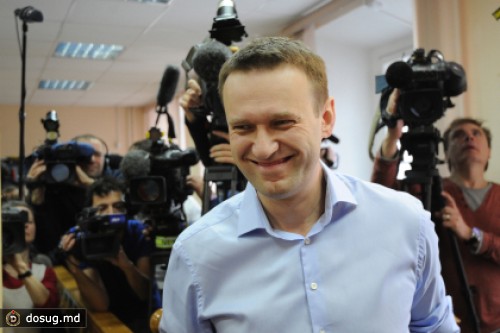 Суд отказался возвращать дело Навального в прокуратуру