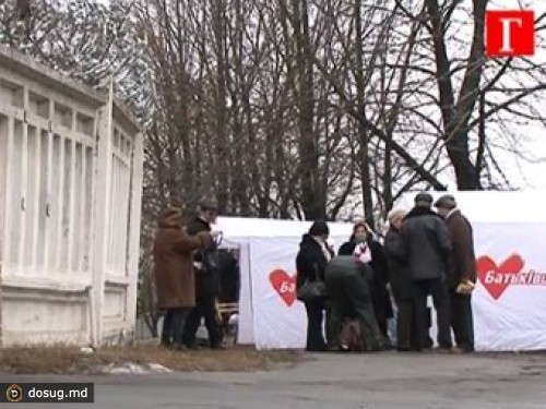 Суд запретил палатки возле колонии Тимошенко