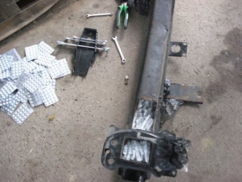 Таможенники Скулен выявили партию контрабанды медикаментов