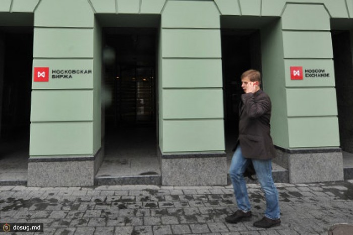 Торги на Московской бирже начались с роста индексов