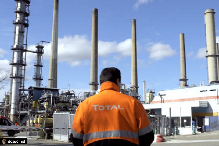 Total сократит расходы на бизнес из-за падения цен на нефть