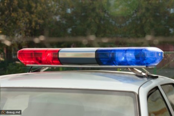 Трое патрульных инспекторов задержаны при получении взятки