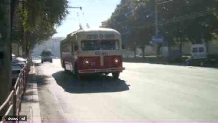 Троллейбус 1949 года выпуска вновь курсирует по столичным улицам