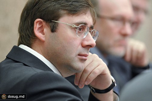 ЦБ предложил обязать чиновников вкладываться в российские акции