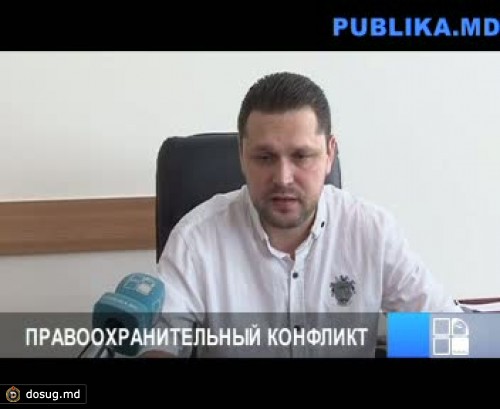 ЦБЭПК заблокировали доступ в здание комиссариата на Чеканах