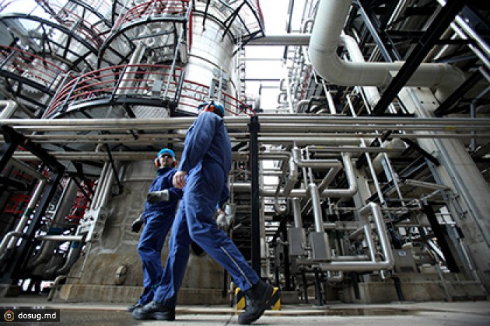 Цена на европейскую нефть упала ниже 91 доллара впервые за два года