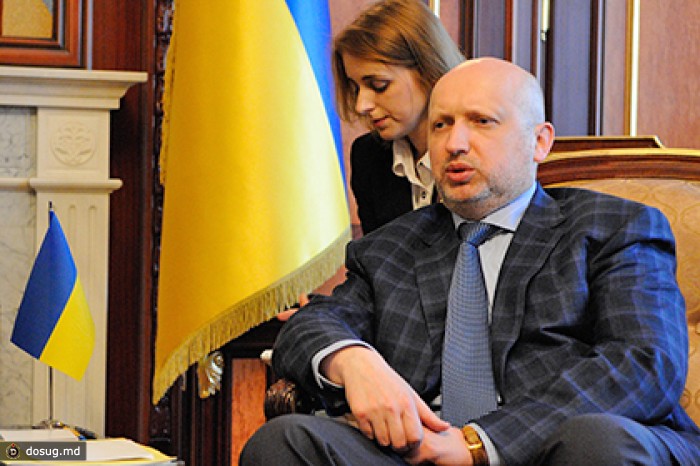 Турчинов ответил захватившему заложников Бесу