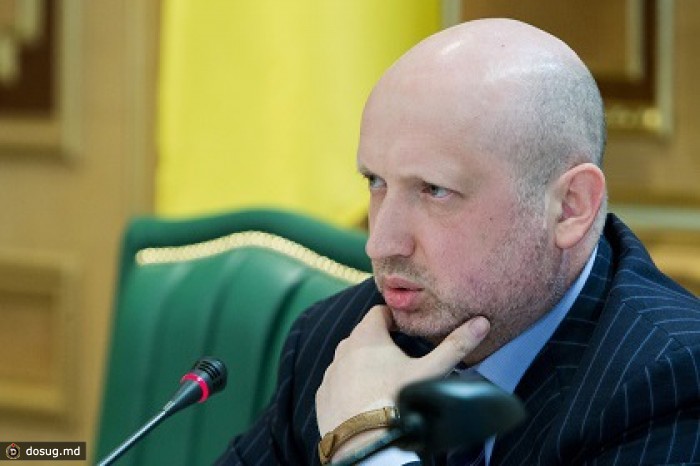 Турчинов пообещал украинским ветеранам уважение в обществе