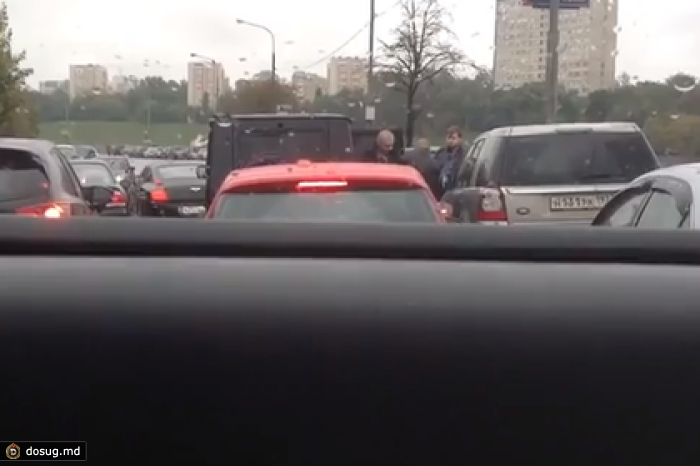 Участники избиения водителя на Дербеневской набережной сдались полиции