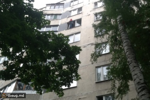 Угрожавшего самоубийством москвича спасли